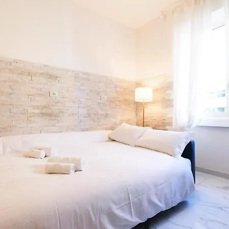Primopiano - Bari Apartamento Milão Exterior foto