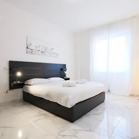 Primopiano - Bari Apartamento Milão Exterior foto